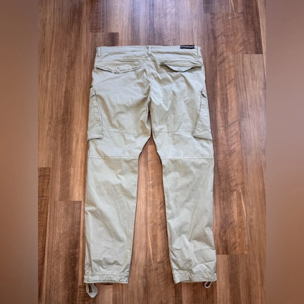 Jordan Craig Men’s Cargo Utility Jogger Pants in Army Green, size 42 Waist